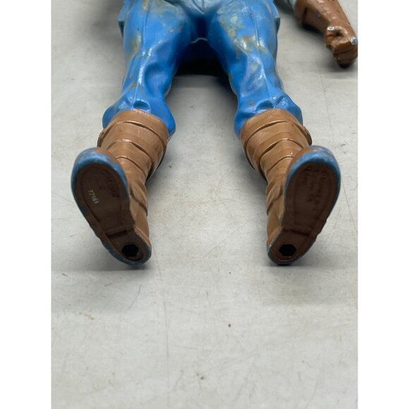 Hasbro marvel universe Captain America Action figure 2015 blue star 6" READ - Picture 4 of 8